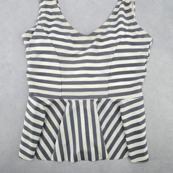Cupshe Gray White Stripes Tankini Swimwear Crop Padded Top Beach XS Extra Small - Picture 6 of 8